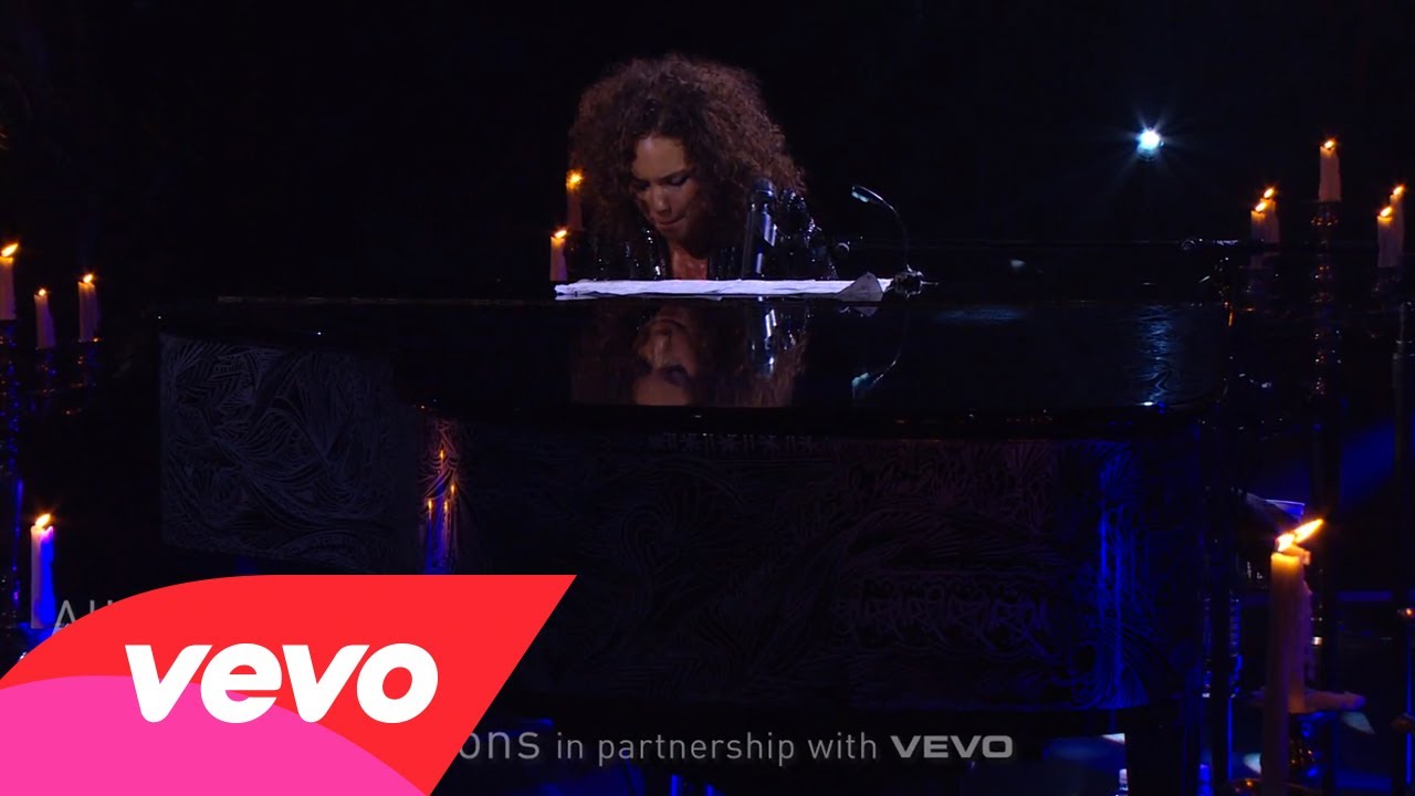 Alicia Keys – Butterflyz (Piano & I: AOL Sessions +1)