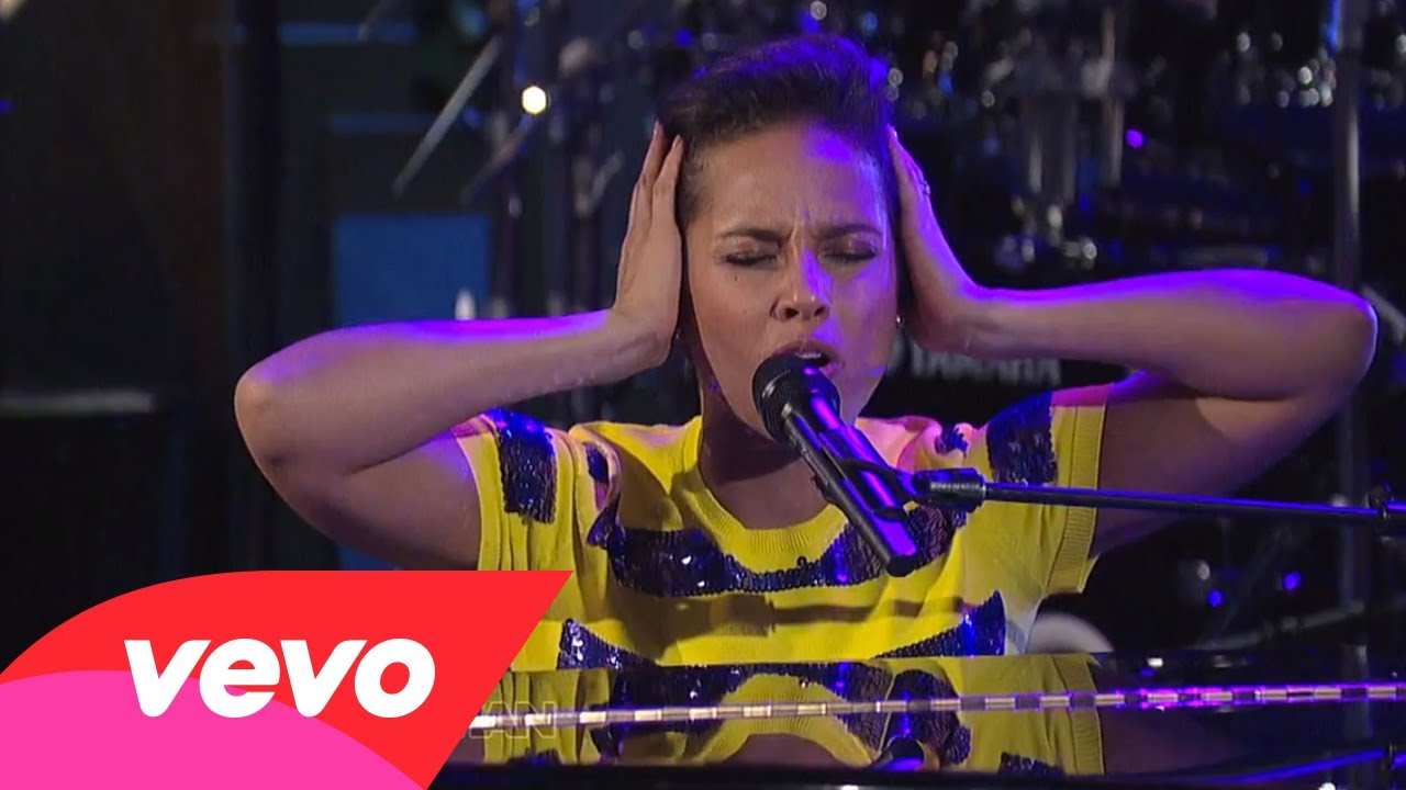 Alicia Keys – Listen To Your Heart (Live on Letterman)